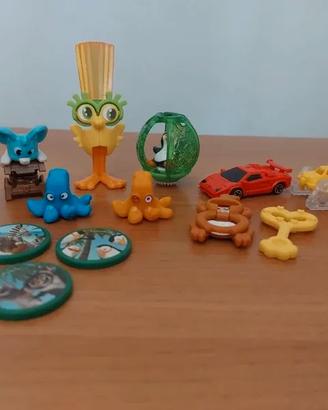 Lotto di 10 sorpresine degli ovetti Kinder