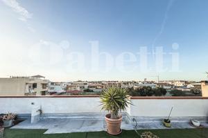 1º Ult.Piano con Terrazza Sovrastante e 2 P.Auto