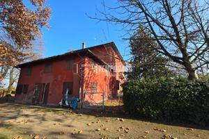 VILLA PADRONALE STORICA IMMERSA NEL VERDE