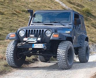 JEEP Wrangler 1ª-2ª s. - 2000