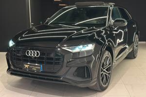 Audi Q8 50 TDI 286 CV quattro 3x S Line Full 2020