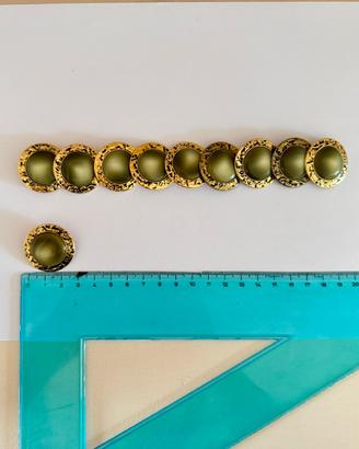 Bottone vintage in metallo