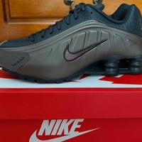 NIKE  SHOX  R4