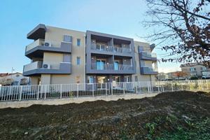 Appartamento di 120 m² con 3 locali a San Mauro Pa