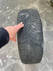4 cerchi Ford Fiesta con termiche