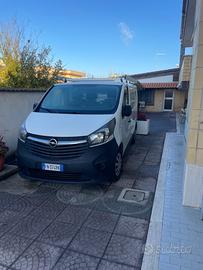 Furgone Opel vivaro