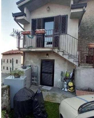 Immobile in asta di 100 m² con 4 locali a Candia C
