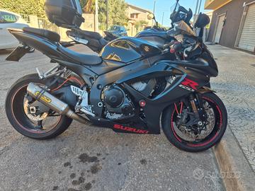 Suzuki GSX-R 750