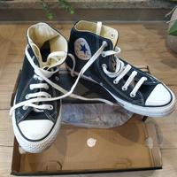 scarpe converse alte nere praticamente nuove