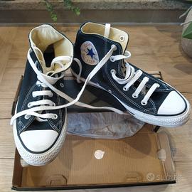 scarpe converse alte nere praticamente nuove