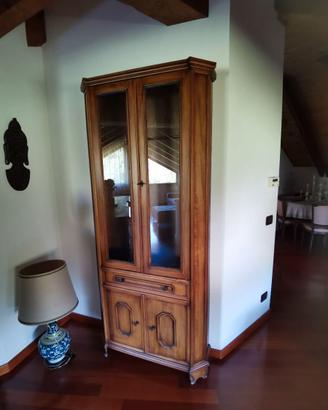 Elegante fuciliera a 2 ante in legno, 5 fucili