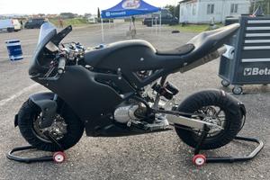 MINI GP AYRTON SUPREMA SUPERVELOCE R 212 CC 4V