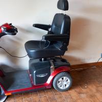 Scooter elettrico per anziani disabili