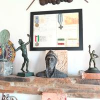 statue in branzo