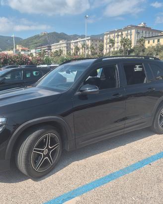 MERCEDES GLB 200 AMG PREMIUM