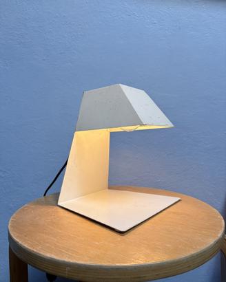 Lampada da tavolo anni ‘70 in metallo