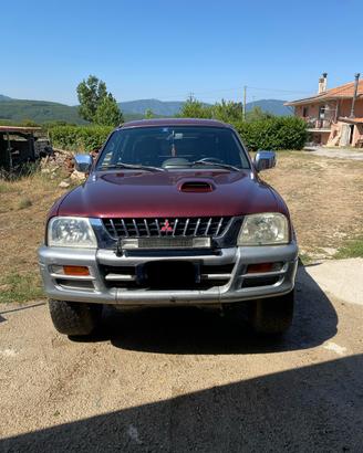 Mitsubishi L200