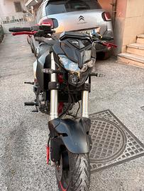 Benelli tnt 125