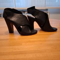 Sandali vera pelle neri n.38 tacco 11cm  €15