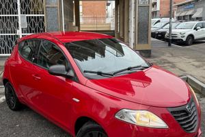 Lancia Ypsilon 1.2 69 CV Gpl