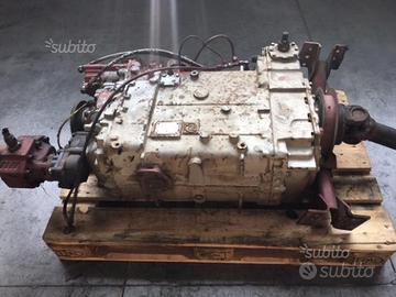 Cambio Iveco 330.36 ZF16S190 1297060015
