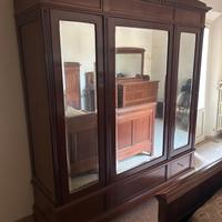 Camera da letto d'epoca- armadio, letti, comò