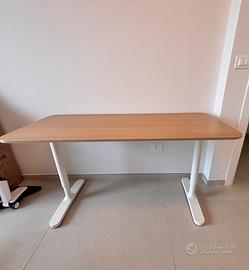 Scrivania altezza modulabile