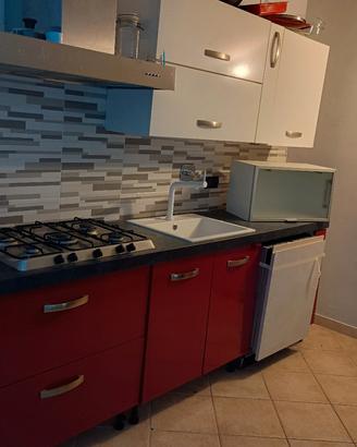 cucina rossa completa 