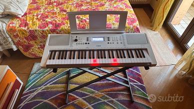 Yamaha EZ 300 61-Key