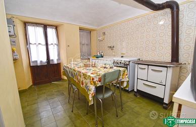 TERRATETTO IN CENTRO PAESE