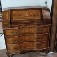 Scrittoio con ribaltina