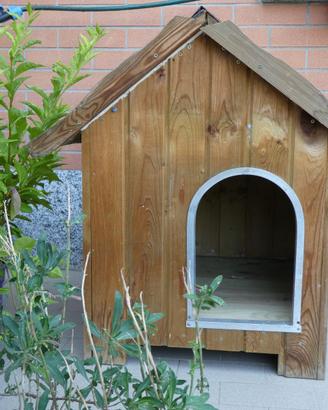 CUCCIA IN LEGNO cani taglia media