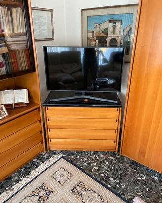 Cassettiera coordinata alla vetrinetta componibile