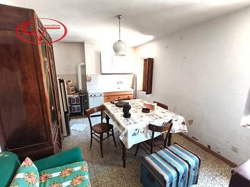 Appartamento di 79 m² con 3 locali a Bucine