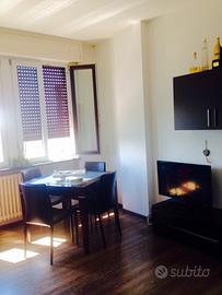 Bilocale zona Bocconi