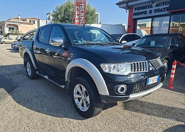 Mitsubishi L200 2.5 DOPPIA -CABINA 178cv AUTOMATIC