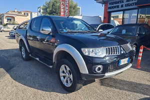 Mitsubishi L200 2.5 DOPPIA -CABINA 178cv AUTOMATIC