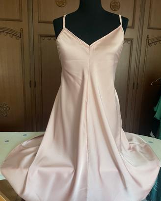 Abito taglio sottoveste. New collection