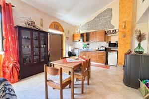 CASA SEMINDIPENDENTE A VASTO