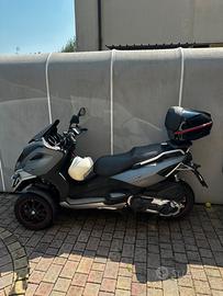 Scooter 3 Ruote Piaggio Gilera Fuoco 500 Cc 30 Kw