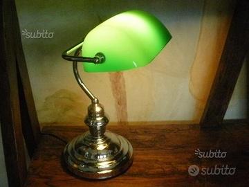 Lampada verde americana grande