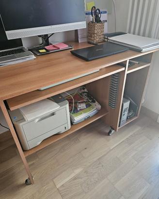 Scrivania porta PC color noce con piano estraibile