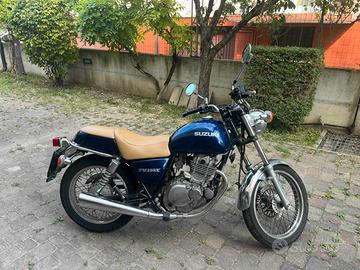 Suzuki TU 250-X