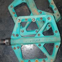Pedali Enduro flat