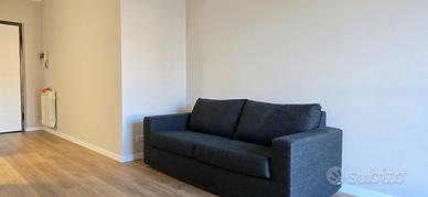 divano 2 posti grigio poltrone sofà 