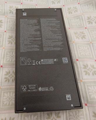 Samsung Galaxy Z Flip 8 
