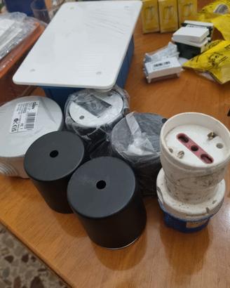 materiale elettrico 
