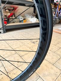 Ruote bontrager aeolus elite 35 carbonio
