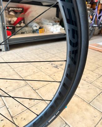 Ruote bontrager aeolus elite 35 carbonio