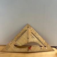 Squadra da sarta originale in legno